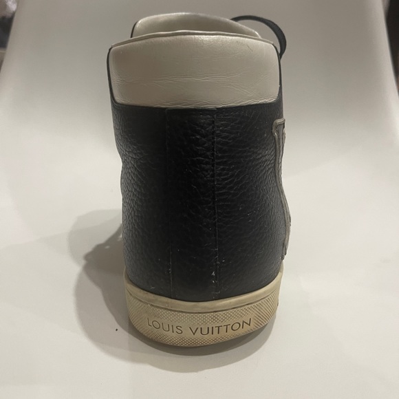 LOUIS VUITTON NAVY LEATHER TATTOO LOGO HIGH TOPS - Picture 3 of 13